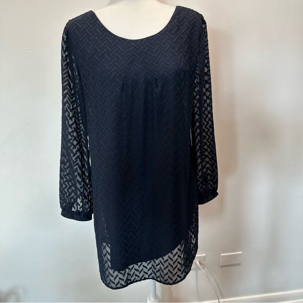 ASTR Navy Chevron Sheer Tiered Open Back Long Sleeve Dress Women’s Size M